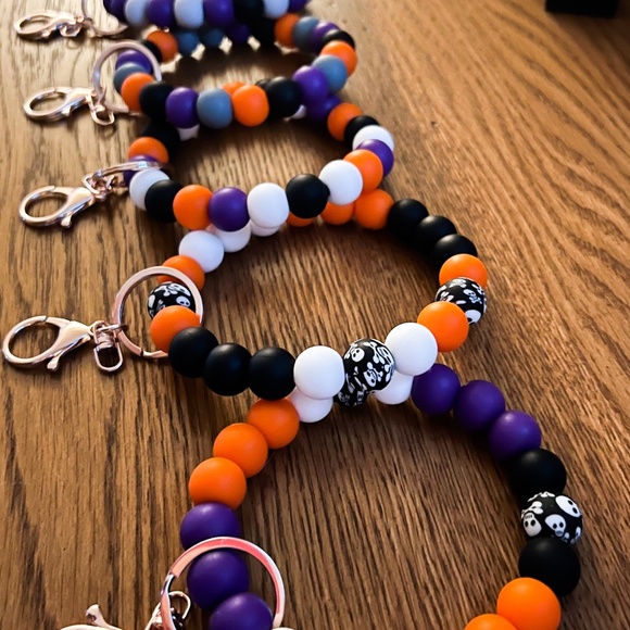 Halloween Wristlet - Picture 2 of 6